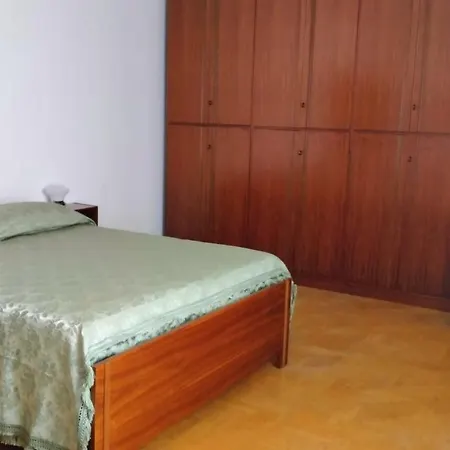Affittacamere Sofia Con Uso Cucina E Ampio Giardino Guest house